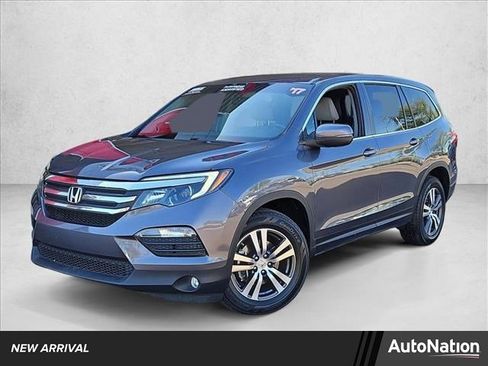 Used 2017 Honda Pilot EX image 1