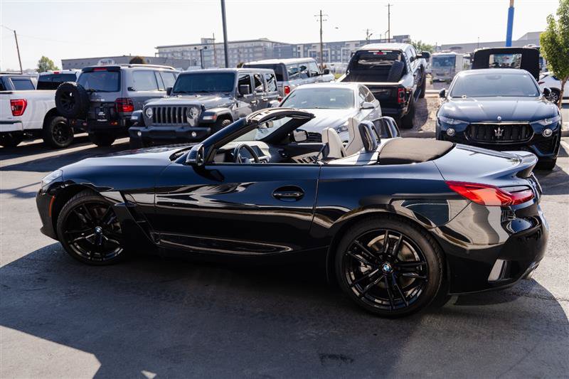 Used 2020 BMW Z4 sDrive30i w/ M Sport Package RWD image 10