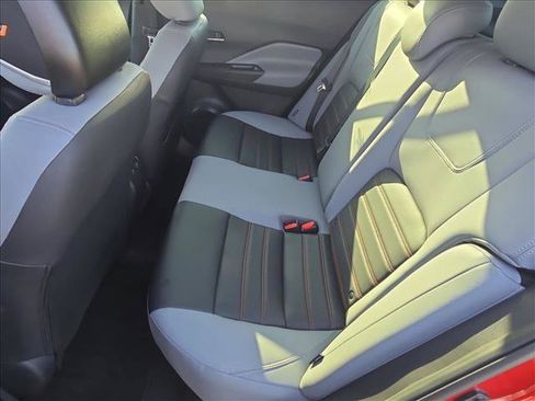 Used 2024 Nissan Kicks SR w/ SR Premium Package FWD image 17
