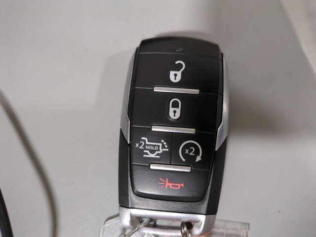 Used 2025 RAM 1500 Big Horn AWD/4WD image 33