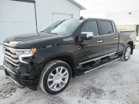 Certified 2022 Chevrolet Silverado 1500 High Country w/ High Country Premium Package image 1