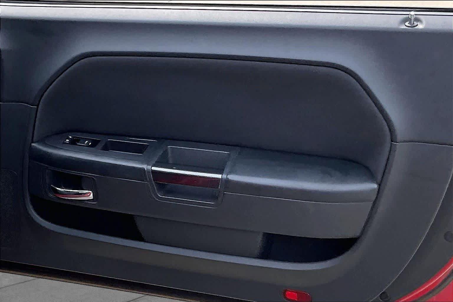 Used 2012 Dodge Challenger SXT RWD image 20