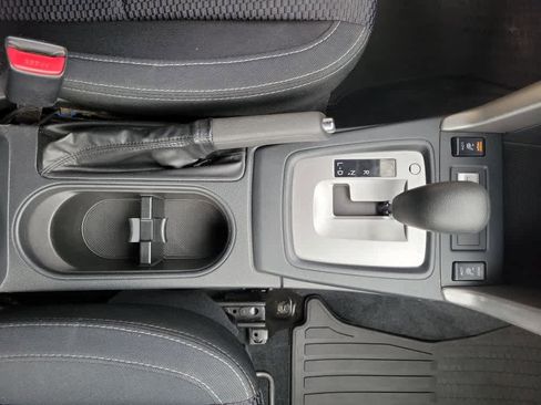 Used 2018 Subaru Forester 2.5i Premium w/ All-Weather Package image 17