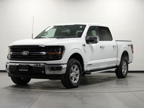 New 2025 Ford F150 XLT w/ Equipment Group 302A MID image 8