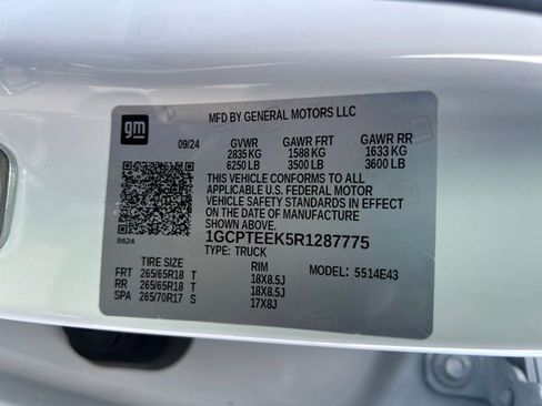 Used 2024 Chevrolet Colorado Trail Boss w/ Advanced Trailering Package image 31