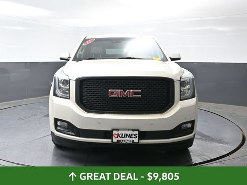 Used 2015 GMC Yukon XL Denali w/ Premium Package AWD/4WD image 5