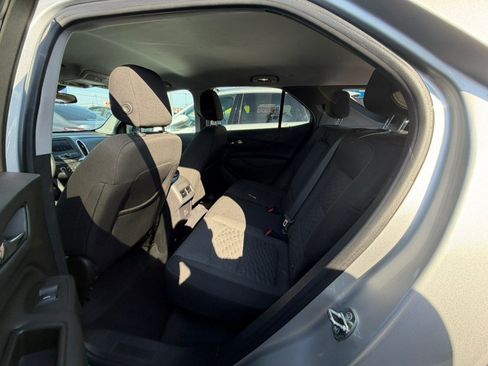Used 2021 Chevrolet Equinox LT AWD/4WD image 9