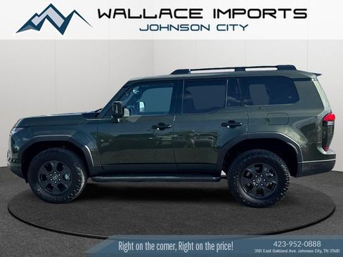 Used 2024 Lexus GX 550 AWD/4WD image 1