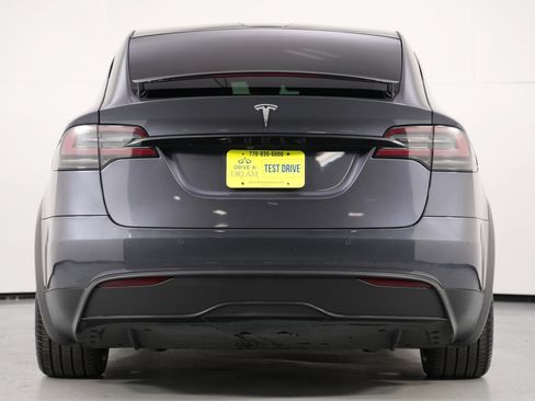 Used 2022 Tesla Model X image 11