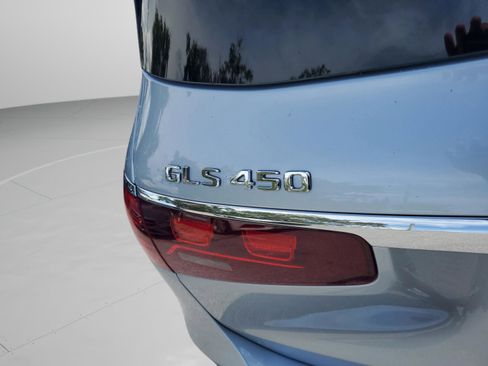 Certified 2026 Mercedes-Benz GLS 450 4MATIC image 7