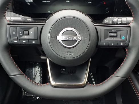 Used 2026 Nissan Kicks SR w/ SR Premium Package FWD image 16