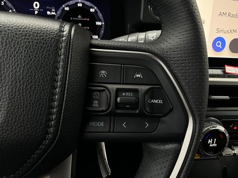 New 2025 Toyota 4Runner 4WD image 42