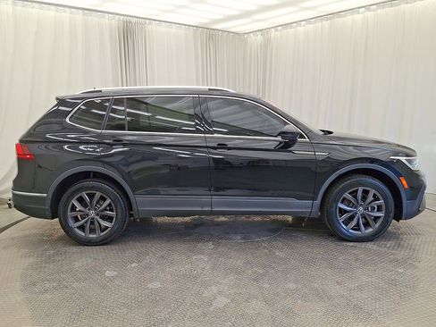 Used 2022 Volkswagen Tiguan SE image 26