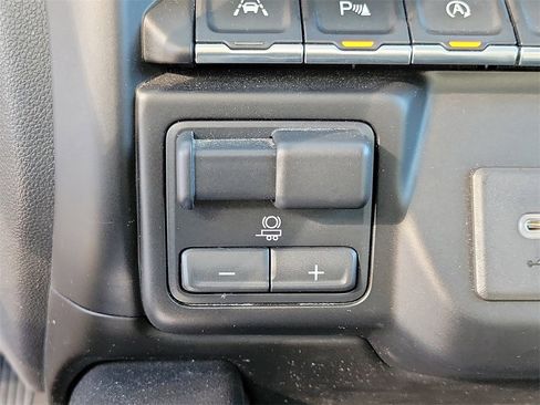 Used 2020 GMC Sierra 1500 Denali w/ Denali Ultimate Package image 32