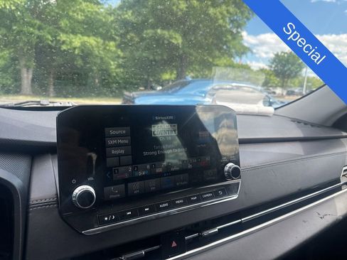 Used 2023 Mitsubishi Outlander SEL FWD image 11