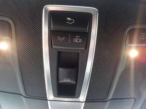 Used 2018 Mercedes-Benz GLS 450 4MATIC w/ Premium Package image 28