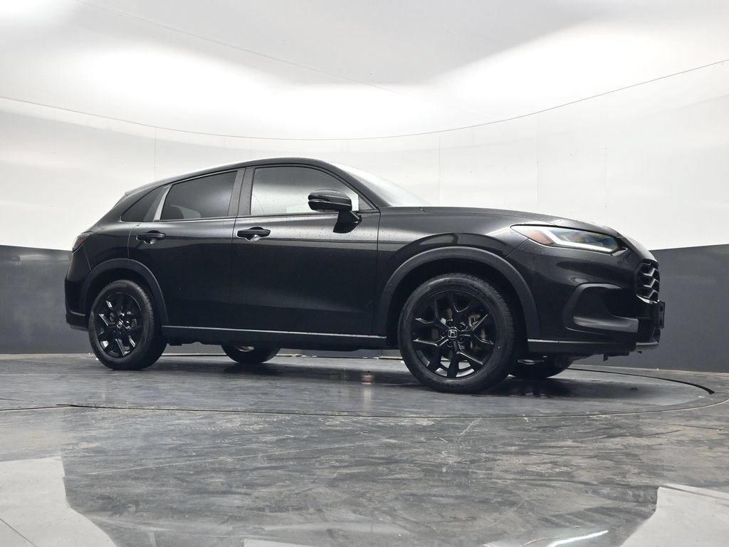 Used 2025 Honda HR-V Sport image 28