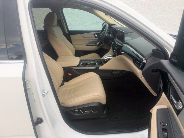 Used 2025 Acura MDX w/ Technology Package AWD/4WD image 11