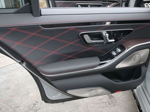 Used 2024 Mercedes-Benz S 63 AMG S w/ Rear Seat Package image 30