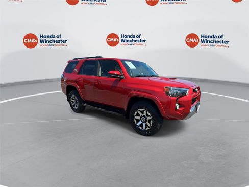 Used 2019 Toyota 4Runner TRD Off-Road AWD/4WD image 5