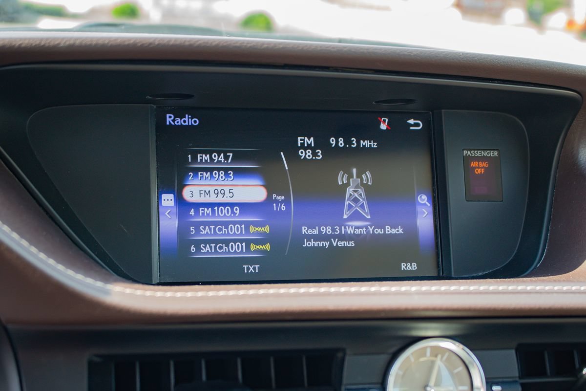 Used 2018 Lexus ES 350 w/ Luxury Package w/ Premier Package FWD image 26
