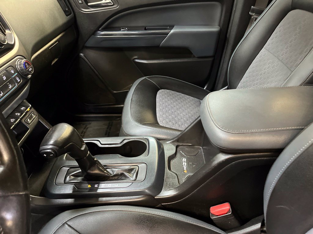 Used 2020 Chevrolet Colorado Z71 AWD/4WD image 18