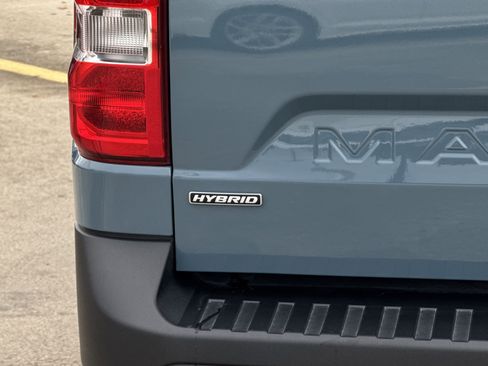 Certified 2023 Ford Maverick XLT image 9