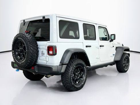 Used 2023 Jeep Wrangler Unlimited w/ Sun & Screen Package AWD/4WD image 9