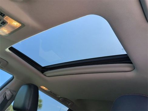 Used 2017 Toyota Highlander Limited image 20