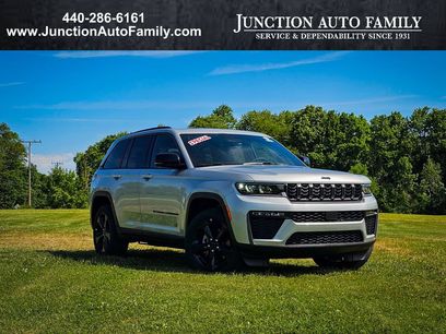 New 2026 Jeep Grand Cherokee Limited w/ Limited Altitude Package