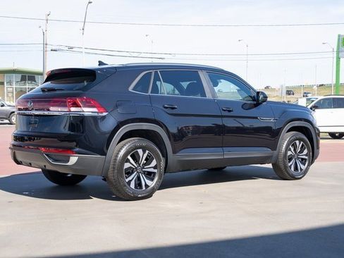 New 2026 Volkswagen Atlas Cross Sport SE image 6