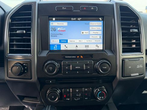 Used 2018 Ford F150 XLT w/ Equipment Group 302A Luxury image 42