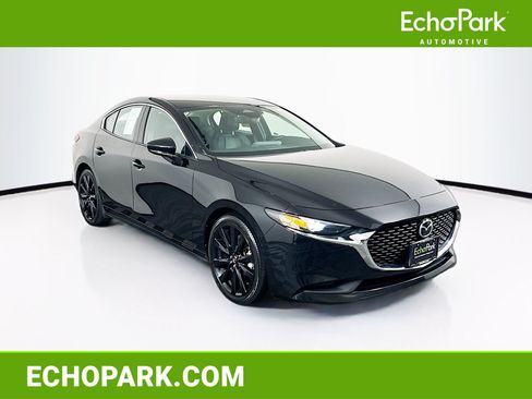 Used 2024 MAZDA MAZDA3 s FWD image 1