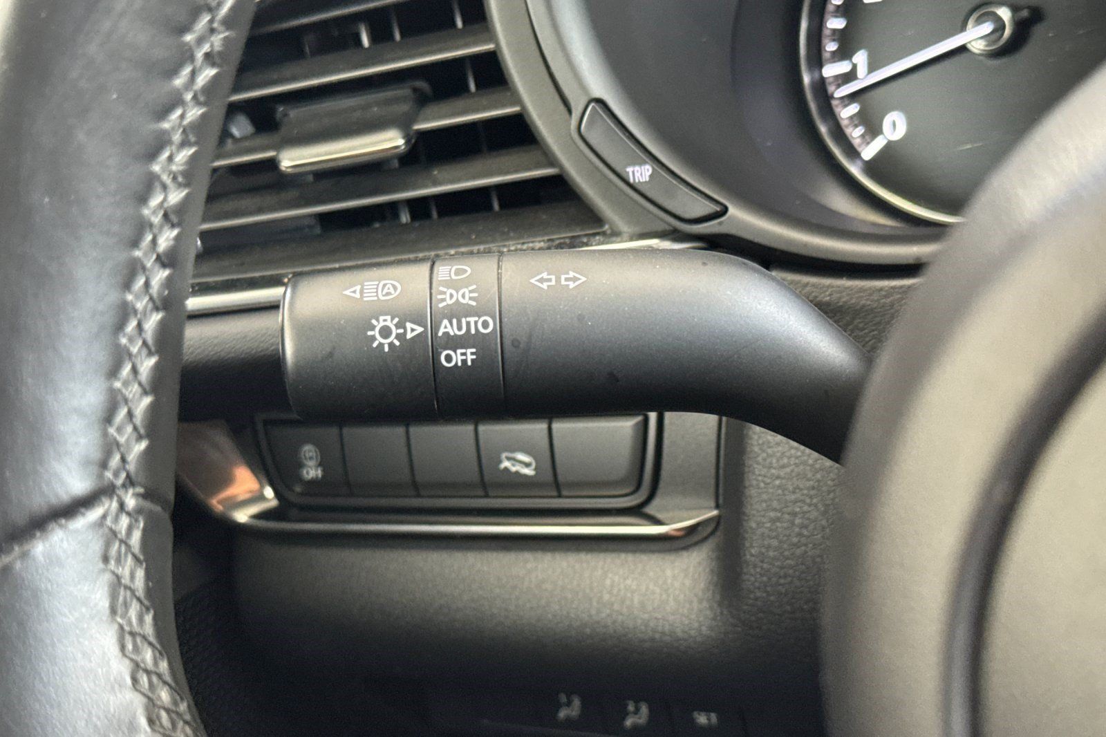Used 2023 MAZDA CX-30 AWD 2.5 S w/ Preferred Package image 32
