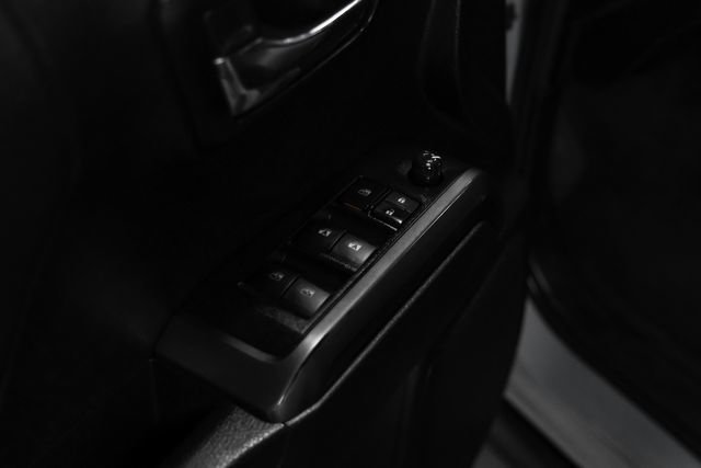 Used 2021 Toyota Tacoma TRD Sport AWD/4WD image 46