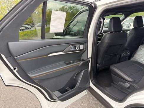 New 2026 Ford Explorer Tremor w/ Tremor Ultimate Package AWD/4WD image 11