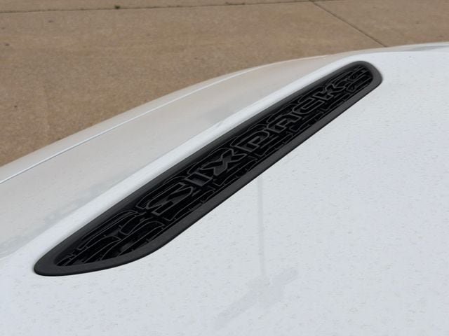 New 2026 Dodge Charger R/T w/ Driver Convenience Group AWD/4WD image 10