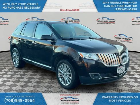 Used 2013 Lincoln MKX AWD image 3