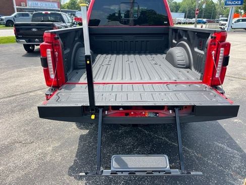 Used 2026 Ford F250 Lariat w/ Black Appearance Package AWD/4WD image 6