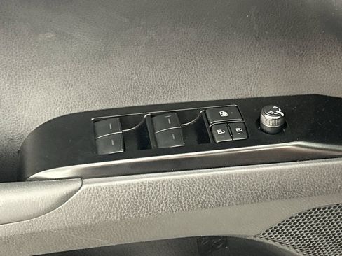 Used 2025 Toyota Camry LE FWD image 19