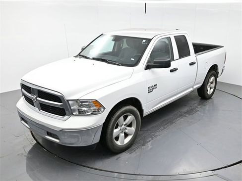 Used 2024 RAM 1500 Classic SLT image 19