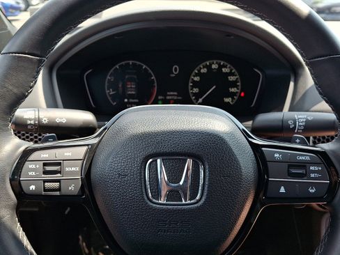 Used 2023 Honda Civic Sport image 18