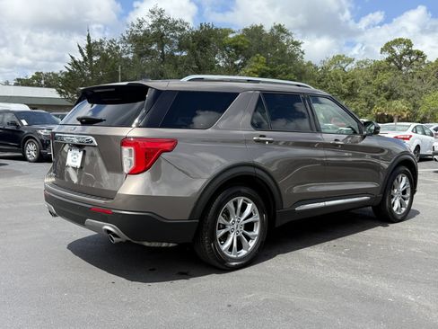 Used 2021 Ford Explorer Limited w/ Equipment Group 301A RWD image 5