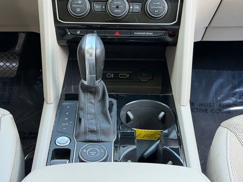 Used 2018 Volkswagen Atlas SEL Premium AWD/4WD image 52