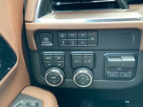 New 2026 Chevrolet Tahoe High Country AWD/4WD image 29