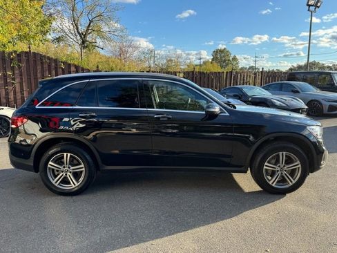 Used 2022 Mercedes-Benz GLC 300 4MATIC image 4