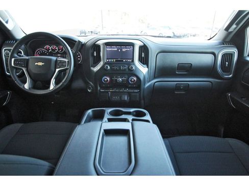Used 2022 Chevrolet Silverado 1500 LT image 11