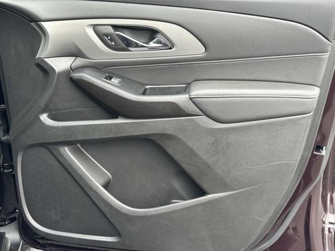 Used 2023 Chevrolet Traverse LT w/ LPO, Floor Liner Package image 17