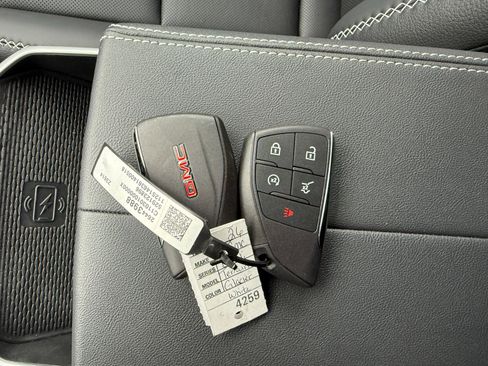 New 2026 GMC Terrain Denali image 38