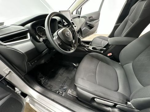 Used 2022 Toyota Corolla LE image 14